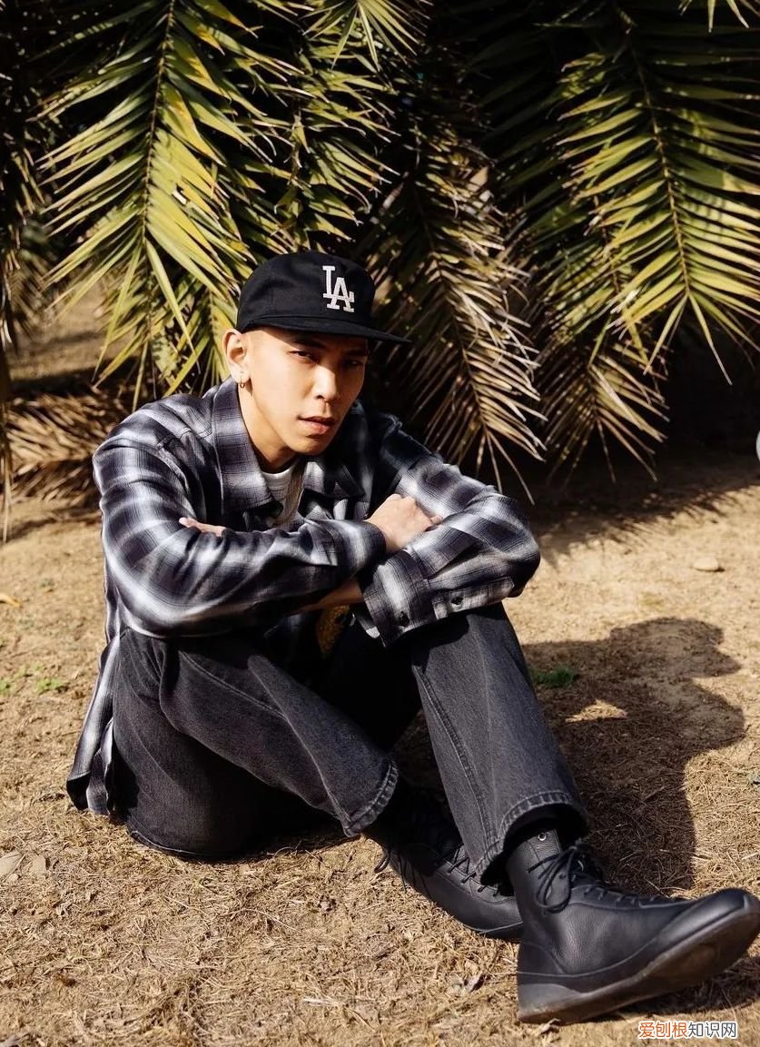 矮个子男生帽子搭配?