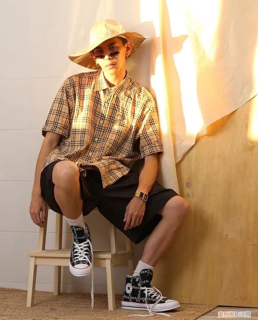 矮个子男生帽子搭配?