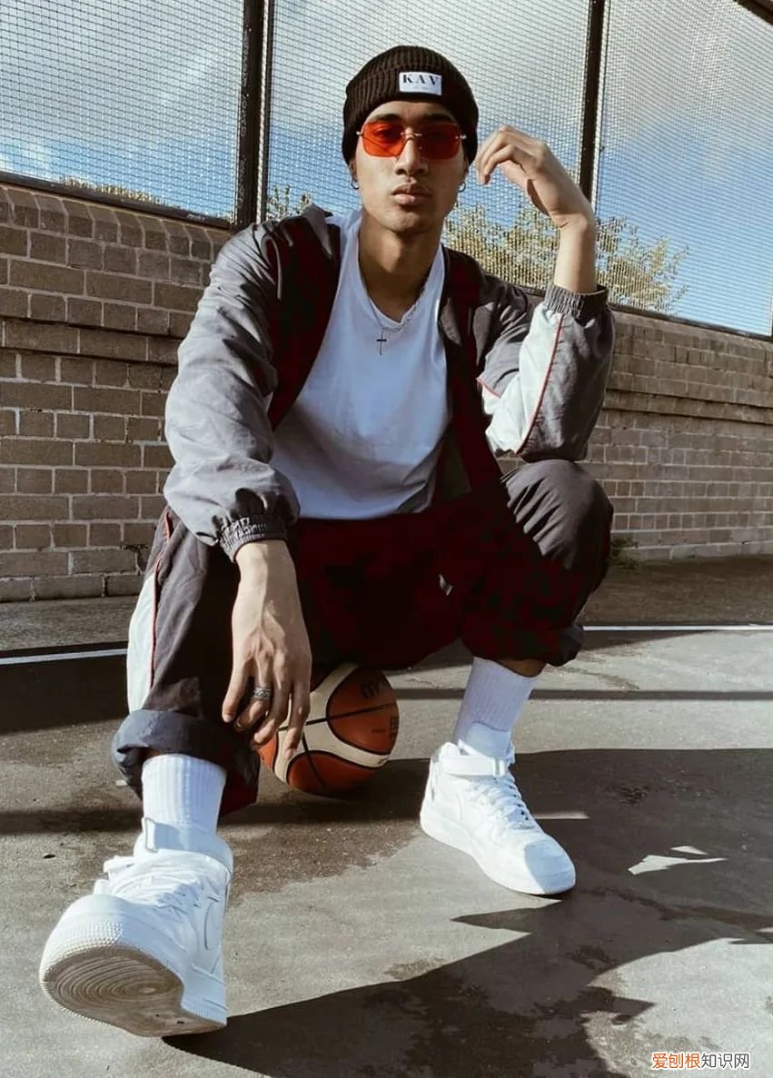 矮个子男生帽子搭配?