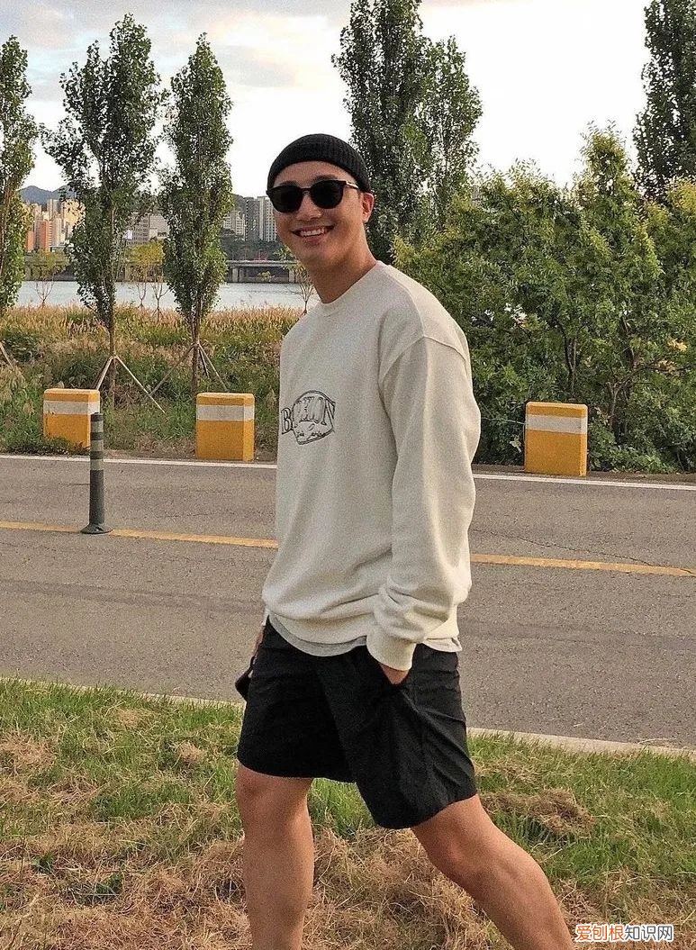 矮个子男生帽子搭配?