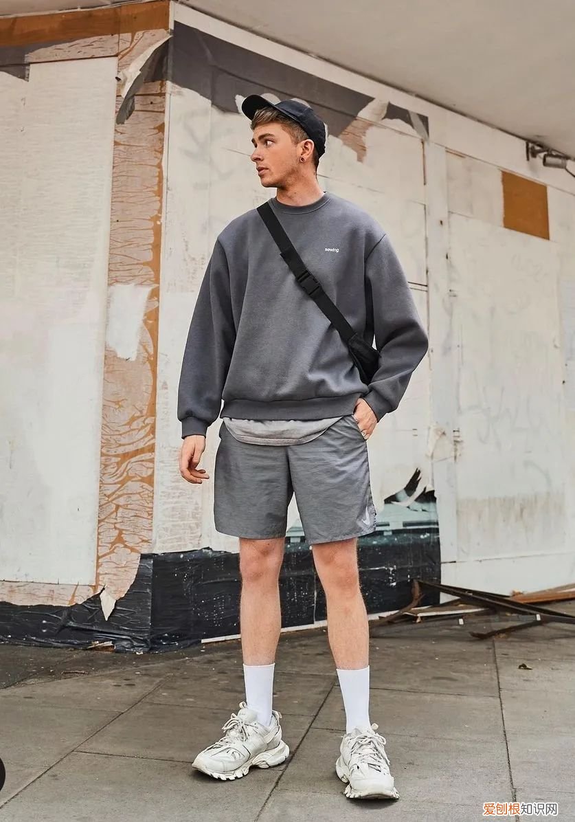 矮个子男生帽子搭配?