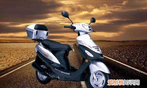 怎么看电动车的参数,电瓶车电瓶怎么看出厂日期