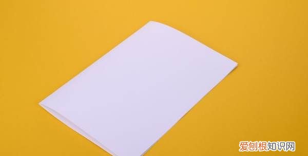 8k纸有几张a4纸大小,8开的纸等于几张a4纸