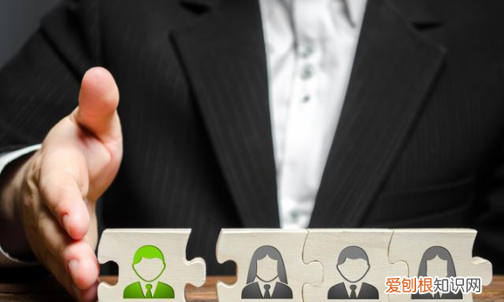 变革型领导的特征是什么