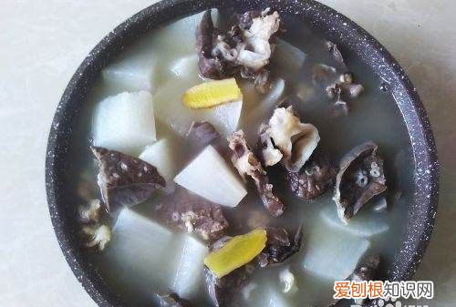 猪肺白萝卜汤的做法与功效，猪肺萝卜汤中的白萝卜怎么处理