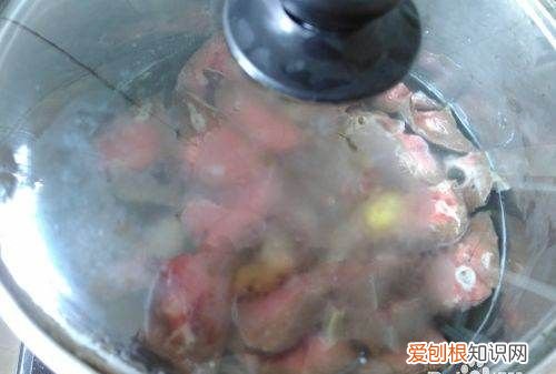 猪肺白萝卜汤的做法与功效，猪肺萝卜汤中的白萝卜怎么处理