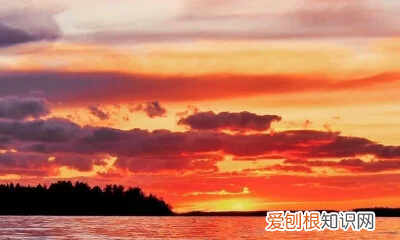 晚霞是怎样形成的,红色的晚霞到底是怎么形成的呢