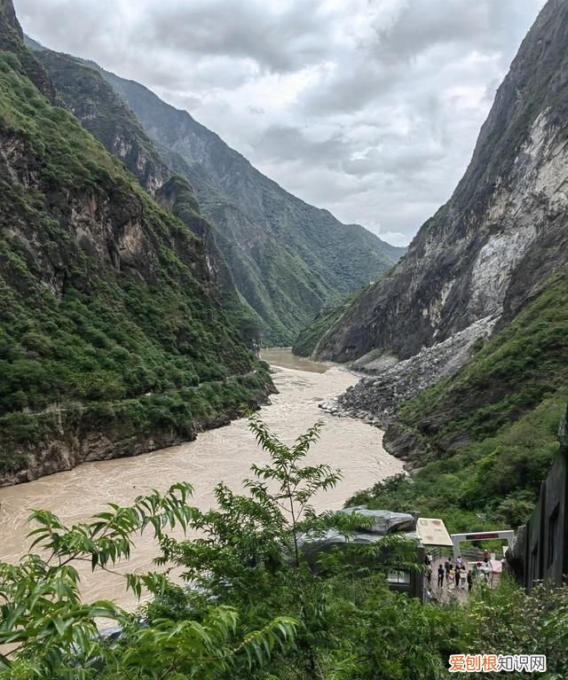 虎跳峡在金沙江的位置图,虎跳峡金沙江咆哮