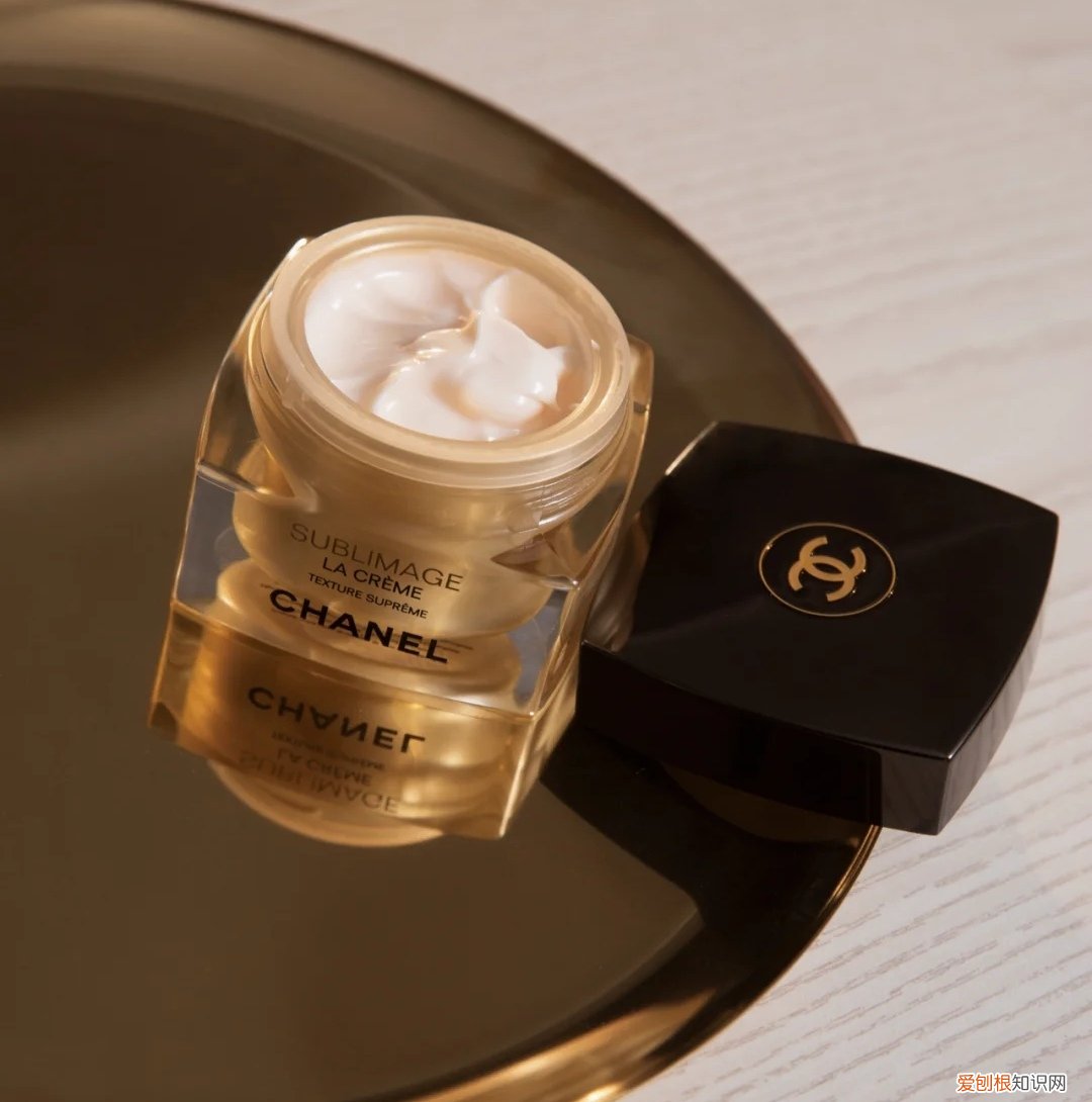 娇兰化妆品多少钱一套？