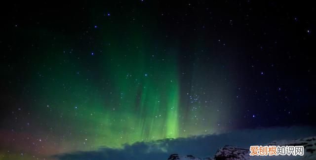 简述大气层的分层以及各分层的特点