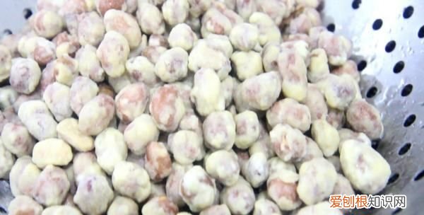 挂霜花生米的正宗做法，挂霜花生米的做法视频儿时好吃