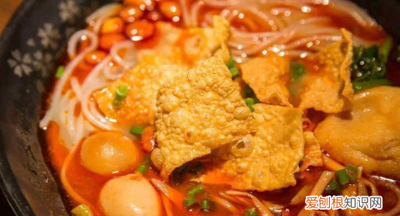 为什么螺蛳粉那么臭，螺蛳粉为什么吃了上瘾