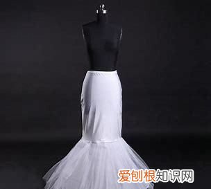 裙撑怎么折叠，婚纱的裙衬怎么折叠 收起来视频