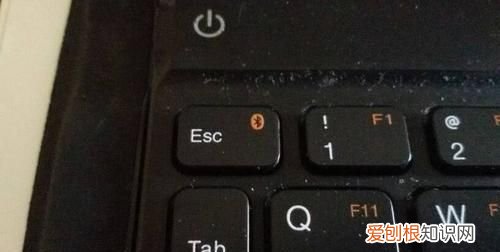 键盘上esc按了没反应，为什么键盘上的esc键打不开菜单
