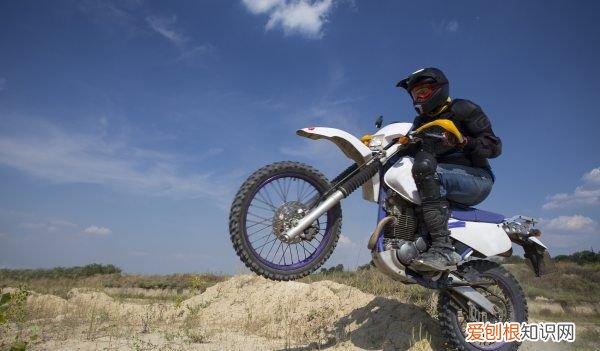 考了c还能考摩托车驾照，b2考完多久可以考摩托车