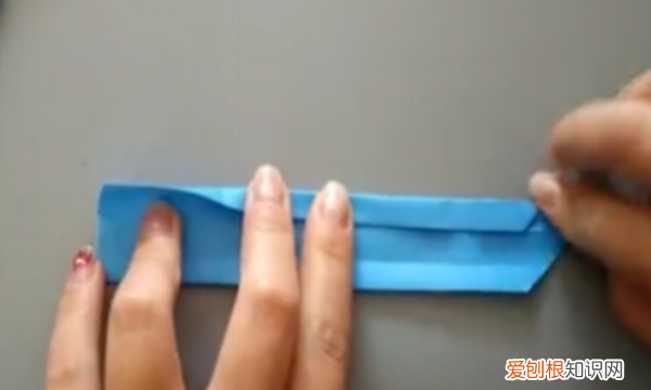 怎么做可爱小书虫读书卡,简单又可爱的书签怎么做用纸折