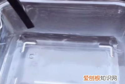 如何用硼砂水做起泡胶，如何做泥用最简单的方法 成功