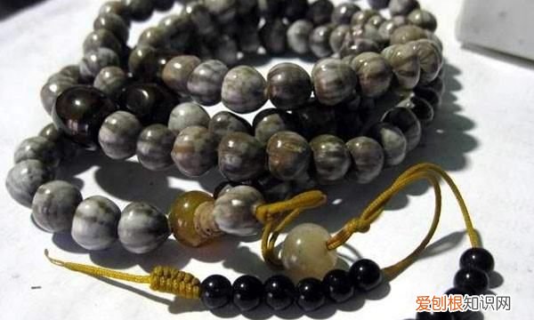 在农村看到黄鼠狼,佩戴草珠子有什么好处