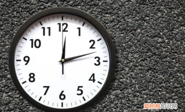 24小时是不是一天，24小时是指一天一夜吗