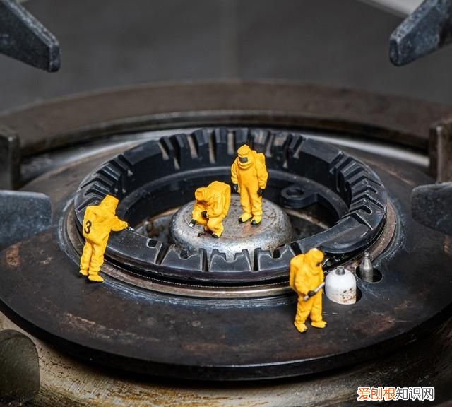 燃气灶关闭后几分钟一股燃气味道 燃气灶关闭的时候有轻微气味