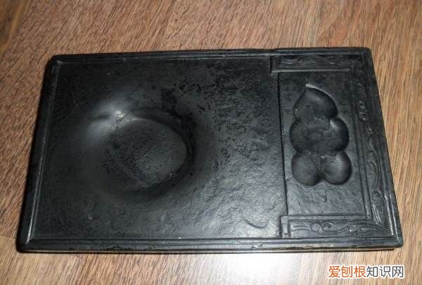 洮河砚的简介和特点,怎样识别喇嘛崖上层的洮砚石