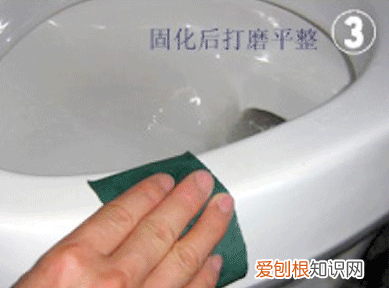 陶瓷洗脸池碰撞裂缝了怎么办，陶瓷洗脸盆的盆面出现了一条裂缝