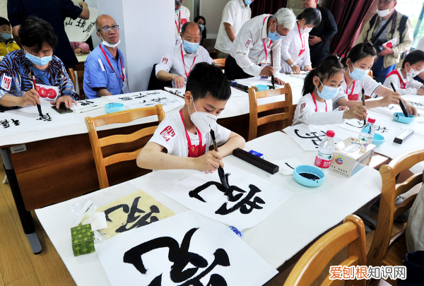 书法为什么会缺，书法作品里的字缺笔少点是怎么回事