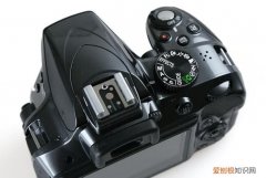 尼康d3300如何连拍