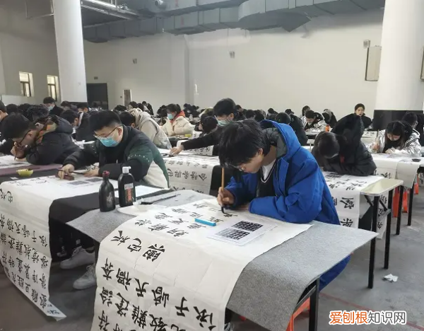 高考书法专业考什么，高考书法艺考考什么内容及分数