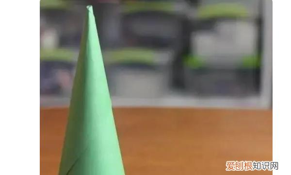 如何制作圆锥，制作圆锥的方法视频