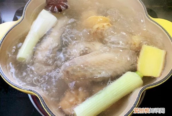 鲍鱼煲鸡怎么煲汤,鲍鱼鸡汤怎么煲汤好喝