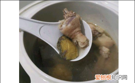 鲍鱼煲鸡怎么煲汤,鲍鱼鸡汤怎么煲汤好喝
