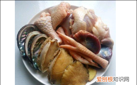 鲍鱼煲鸡怎么煲汤,鲍鱼鸡汤怎么煲汤好喝