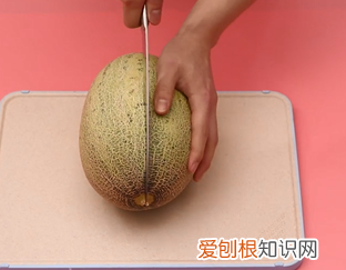 甜瓜怎么切,哈密瓜怎么切好看摆盘