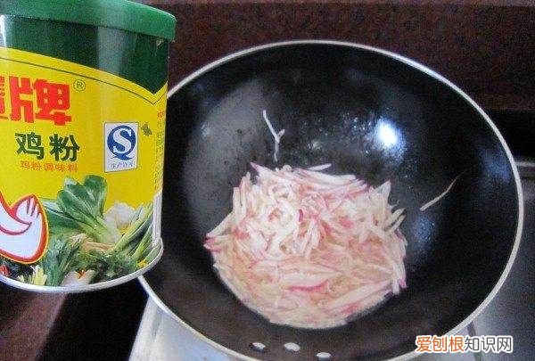 教你如何做出胡萝卜炒鱿鱼丝