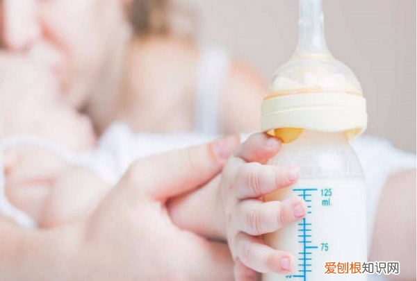 四十天的宝宝一次吃多少毫升