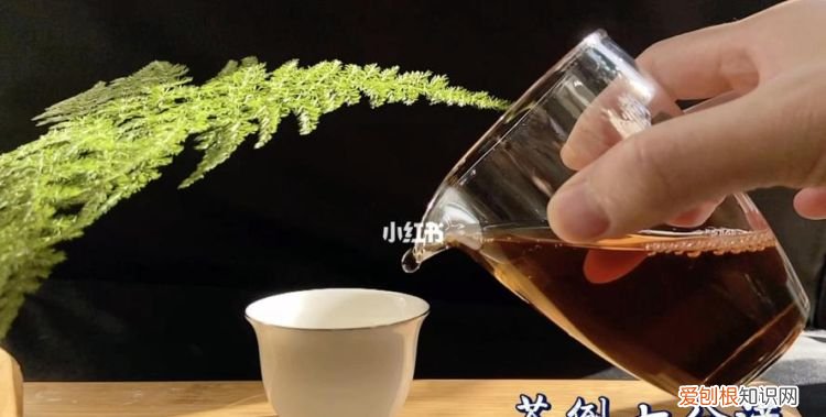 茶到几分满?，倒茶红酒水各应该倒几分满
