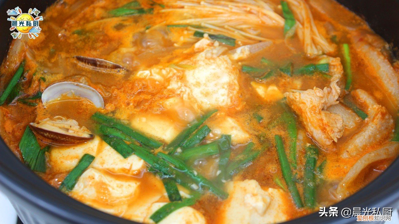 韩国泡菜锅煮什么好吃？