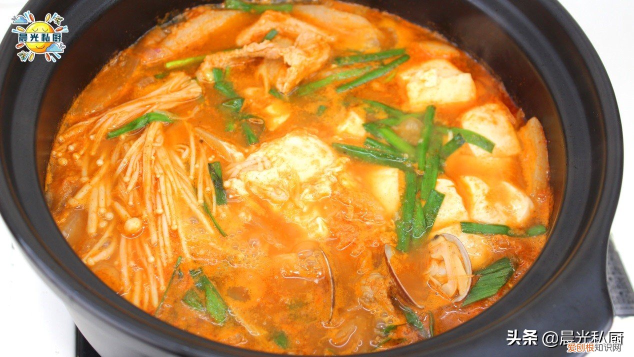 韩国泡菜锅煮什么好吃？