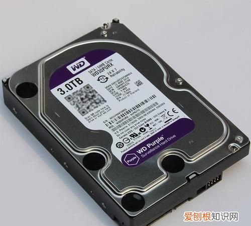 监控硬盘和电脑硬盘有什么区别，监控级硬盘和普通硬盘有什么区别