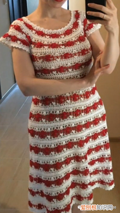 针织连衣裙怎么搭配最好看