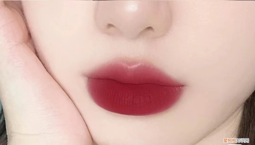 ysl口红多少钱一只?