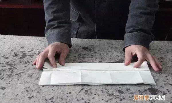 写书法怎样折，书法的折纸方法介绍