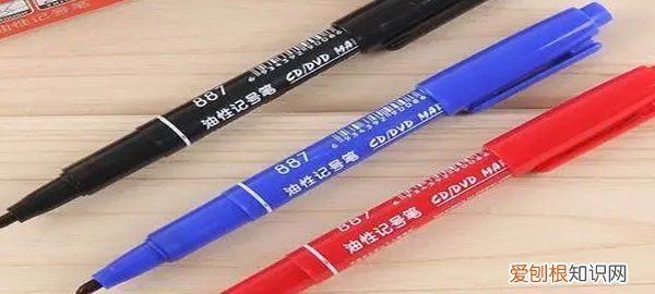 油笔水用什么能洗掉,油笔画在衣服上怎么去掉