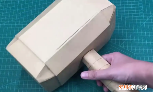 雷狮的雷神之锤怎么画Q版,怎么用橡皮diy一个雷神的锤子