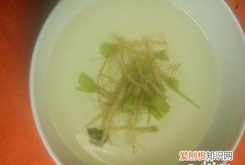 香菜根香葱根怎么淹，白菜根葱根香菜根姜煮水多长时间