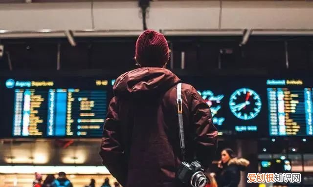 充电宝飞机托运会被叫拿出来吗 可以随身携带充电宝上飞机吗