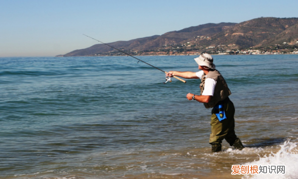 矶钓鱼钩怎么使用，矶钓风浪大怎么钓鱼