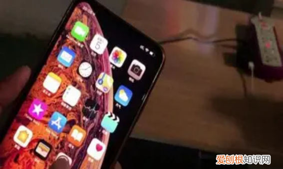 ios怎么分屏用两个程序，苹果怎么分屏两个应用手机