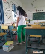 实用扫地小技巧，在教室里扫地的技巧 怎样把教室打扫干净呢